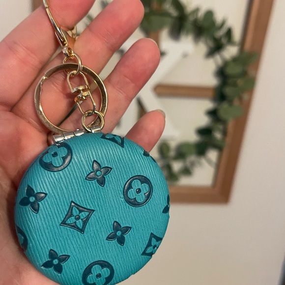 New High quality Fashion Mirror keychain - Picture 5 of 7